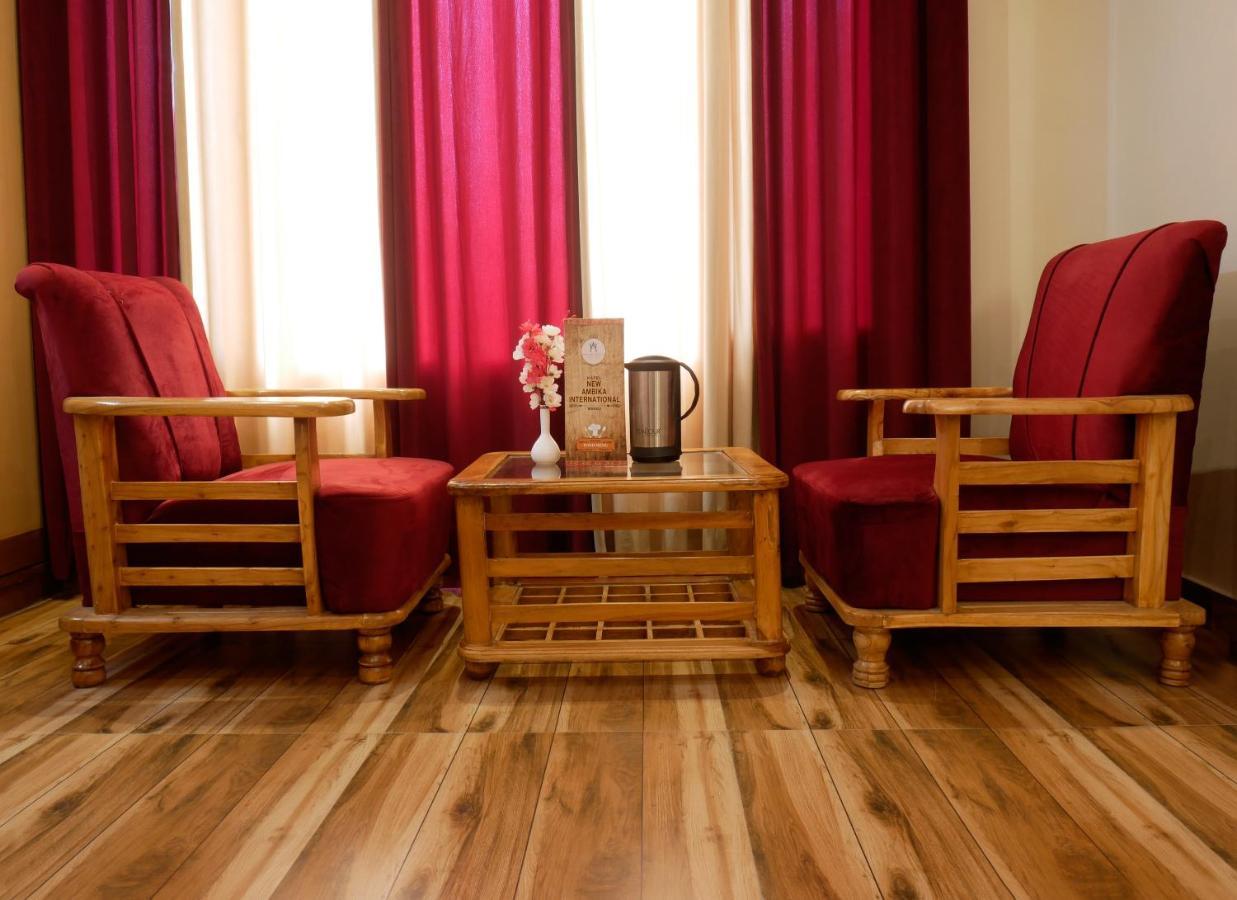New Ambika International Mall Road Hotel Manāli Esterno foto